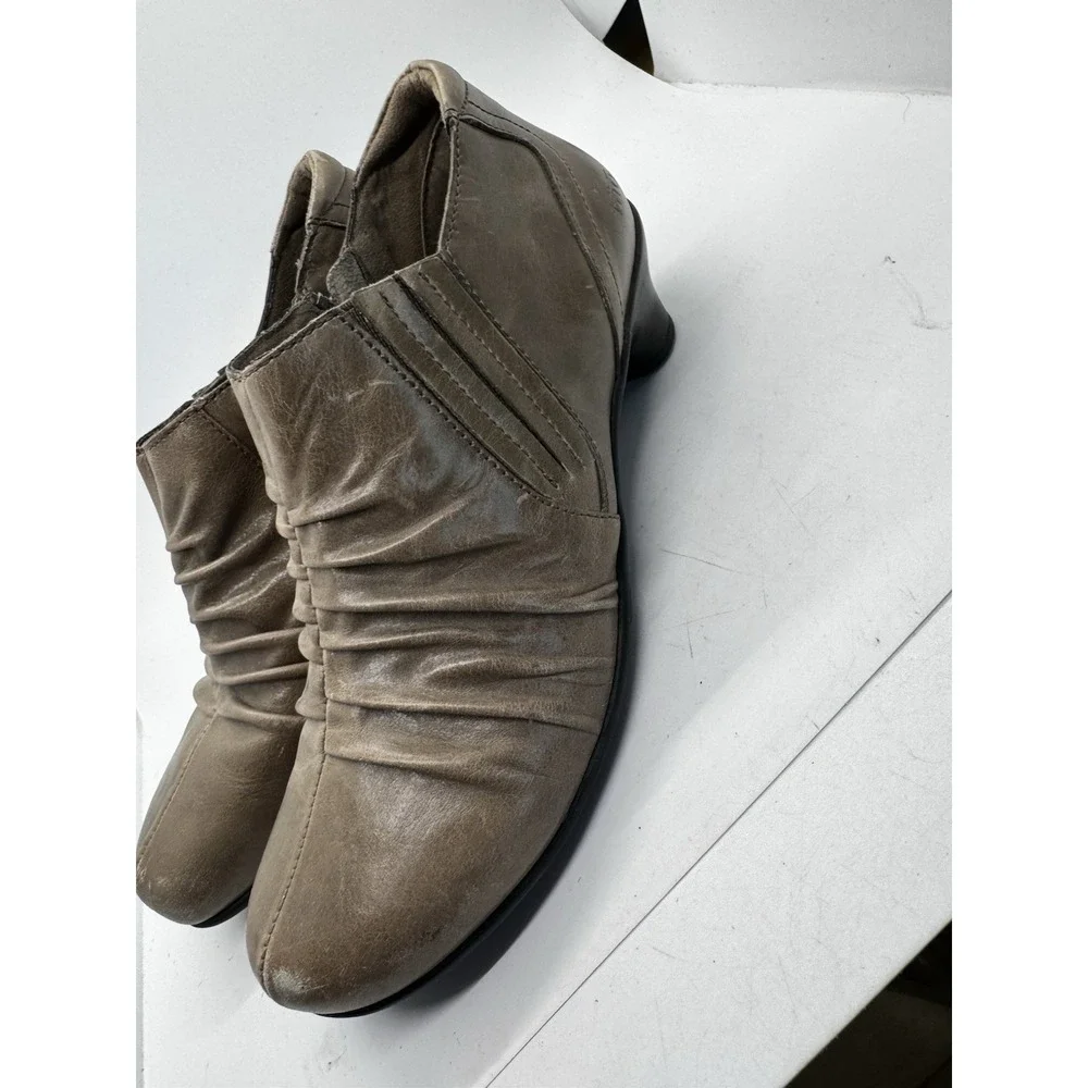 Vintage Y2K Ellemeno Platform Wedge Worn 1x 3
